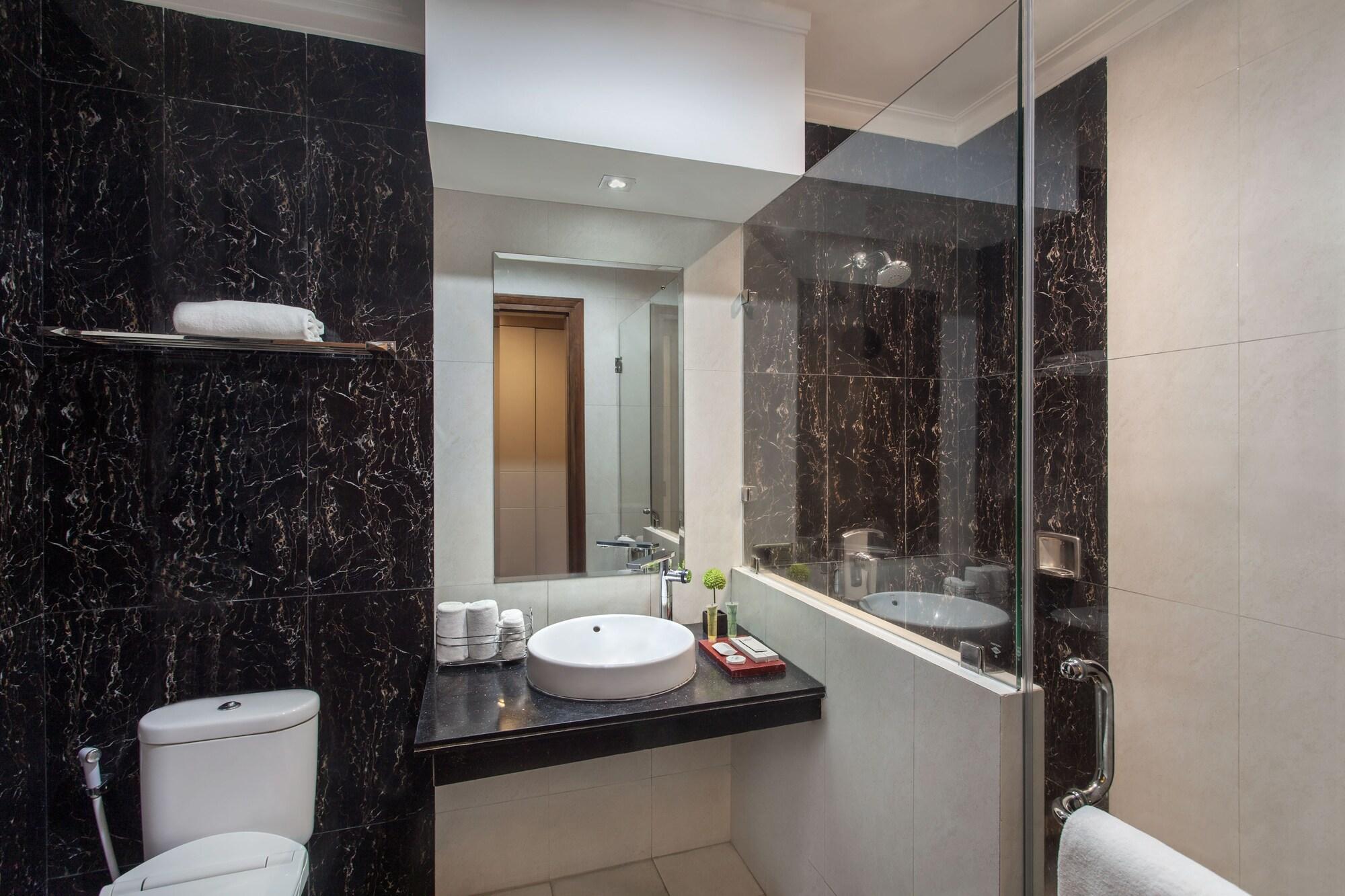 Sahati Hotel Jakarta Luaran gambar