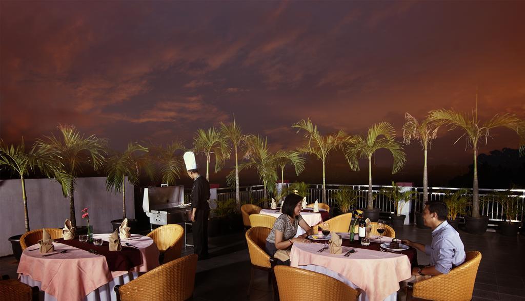 Sahati Hotel Jakarta Luaran gambar